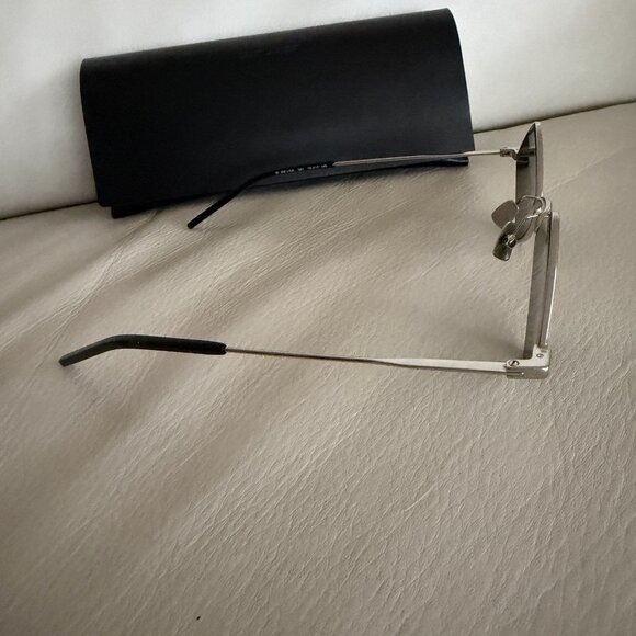 SAINT LAURENT LISA YSL SL302 001 Silver Black Diamond Sunglasses 302 main image 8